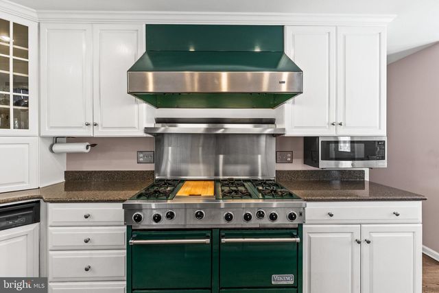 195 LOCUST GROVE RD, Dillsburg, PA 17019