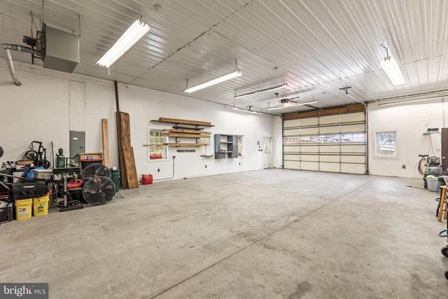 195 LOCUST GROVE RD, Dillsburg, PA 17019
