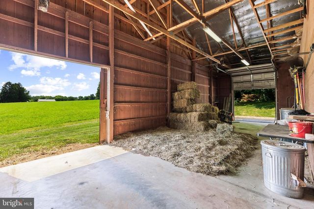 195 LOCUST GROVE RD, Dillsburg, PA 17019