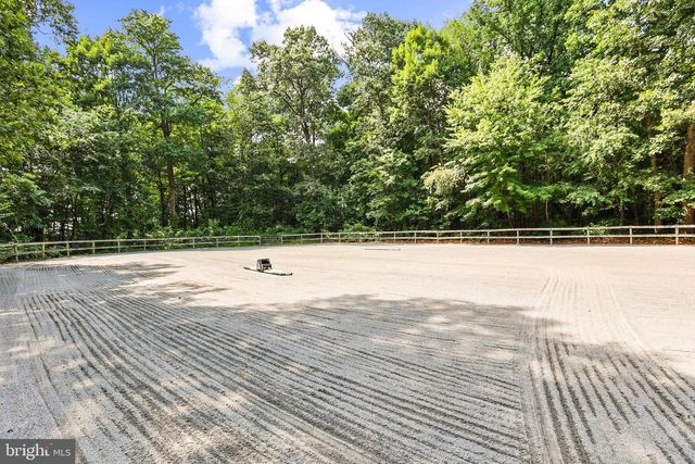195 LOCUST GROVE RD, Dillsburg, PA 17019