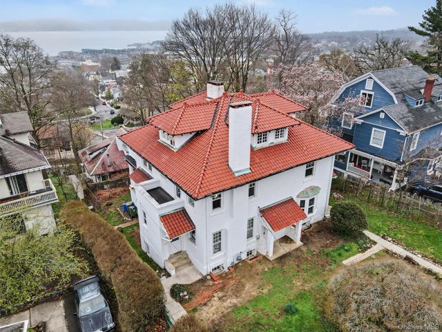61 Fairview Avenue, Tarrytown, NY 10591