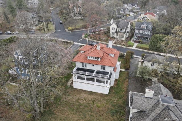 61 Fairview Avenue, Tarrytown, NY 10591