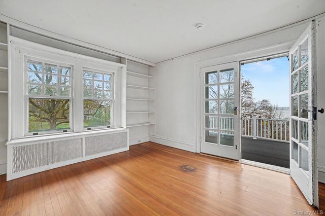 61 Fairview Avenue, Tarrytown, NY 10591