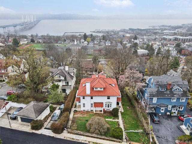 61 Fairview Avenue, Tarrytown, NY 10591