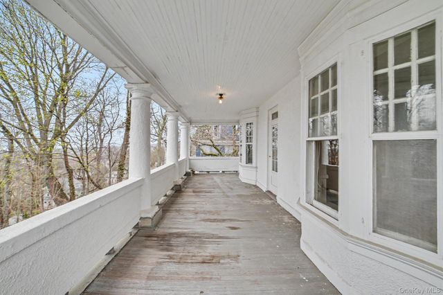 61 Fairview Avenue, Tarrytown, NY 10591