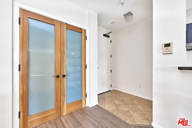 871 Crenshaw Boulevard 305, Los Angeles, CA 90005