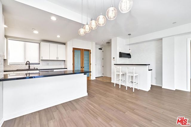 871 Crenshaw Boulevard 305, Los Angeles, CA 90005