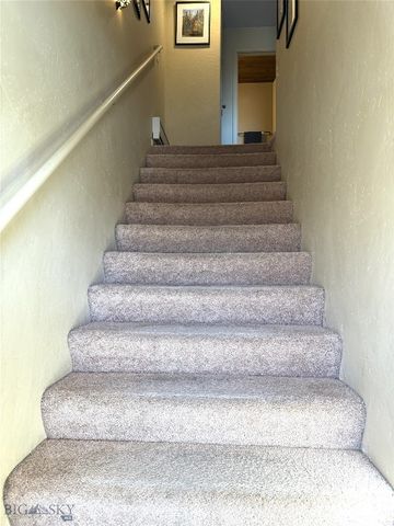 707 N N I, Livingston, MT 59047