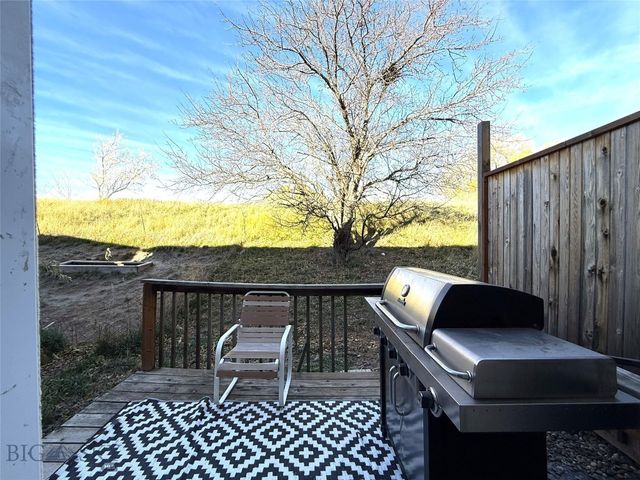 707 N N I, Livingston, MT 59047