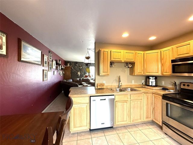 707 N N I, Livingston, MT 59047