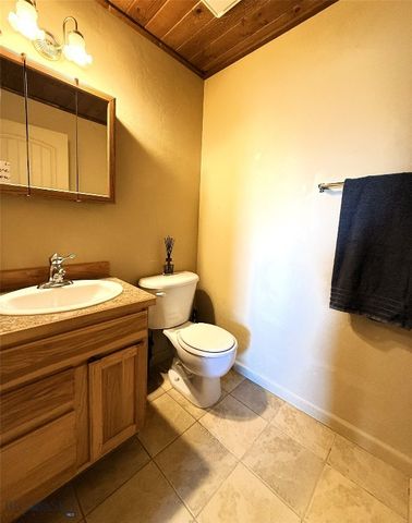 707 N N I, Livingston, MT 59047