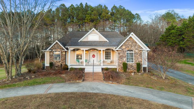 121 Hiwassee Drive, NE, Charleston, TN 37310