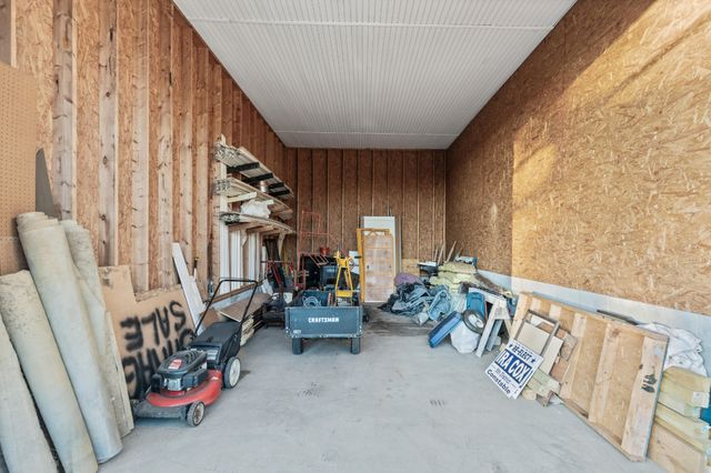 121 Hiwassee Drive, NE, Charleston, TN 37310