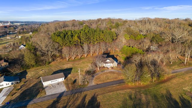 121 Hiwassee Drive, NE, Charleston, TN 37310
