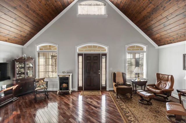 121 Hiwassee Drive, NE, Charleston, TN 37310