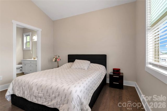 27 Mann Lane, Fletcher, NC 28732