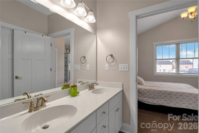 27 Mann Lane, Fletcher, NC 28732