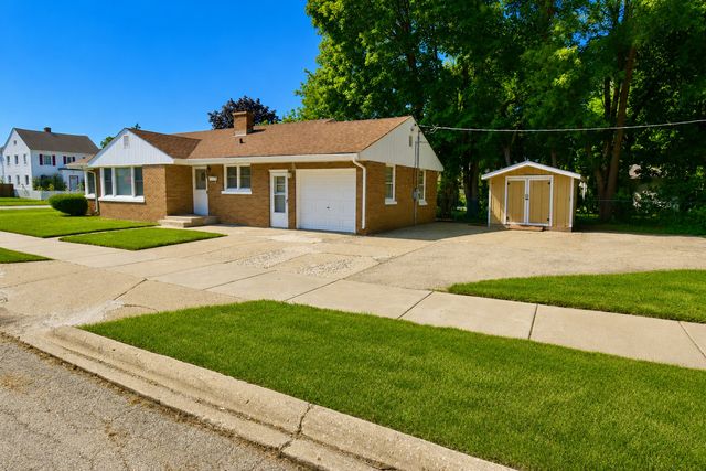 1645 Jackson Street, North Chicago, IL 60064