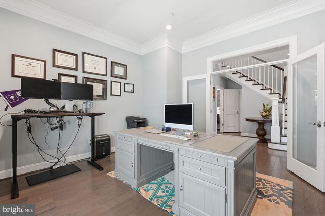 9123 OLD GEORGETOWN RD, Bethesda, MD 20814