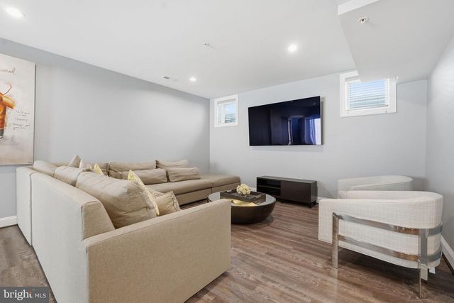 9123 OLD GEORGETOWN RD, Bethesda, MD 20814