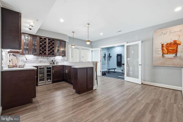 9123 OLD GEORGETOWN RD, Bethesda, MD 20814