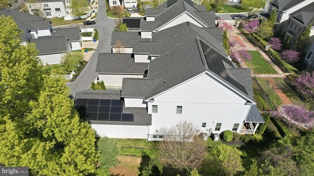 9123 OLD GEORGETOWN RD, Bethesda, MD 20814