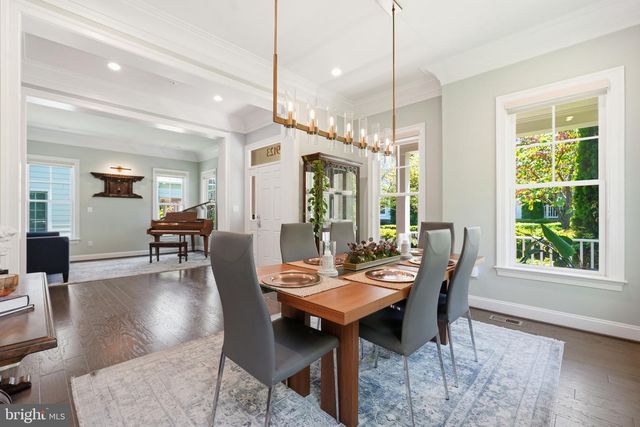 9123 OLD GEORGETOWN RD, Bethesda, MD 20814