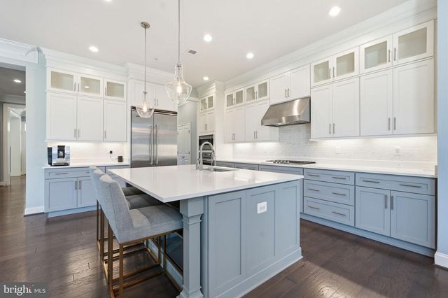 9123 OLD GEORGETOWN RD, Bethesda, MD 20814