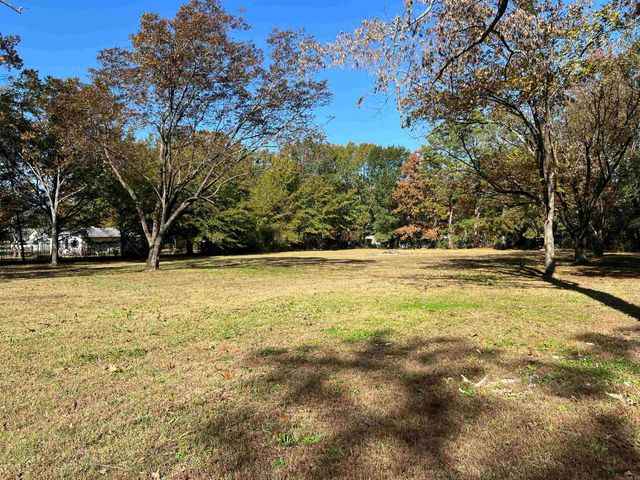 7101 Oxford Drive, Pine Bluff, AR 71602