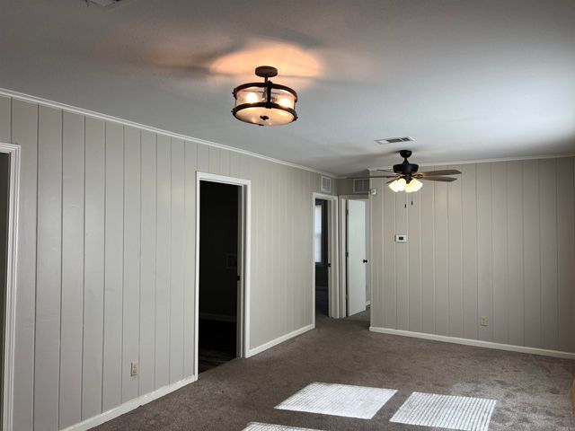 7101 Oxford Drive, Pine Bluff, AR 71602