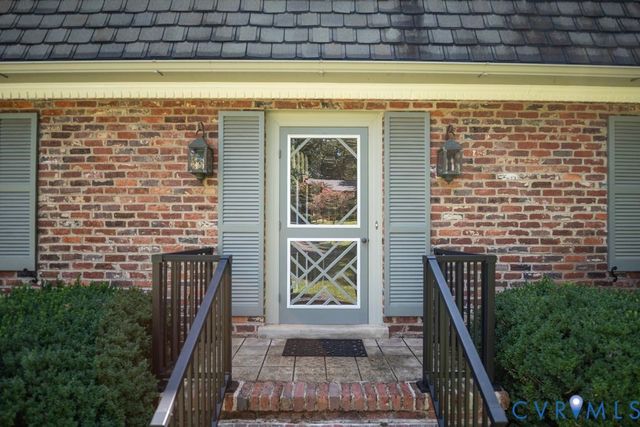 2425 Chancellor Rd, North Chesterfield, VA 23235