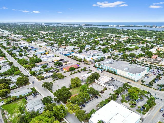 218 N H Street, Lake Worth Beach, FL 33460
