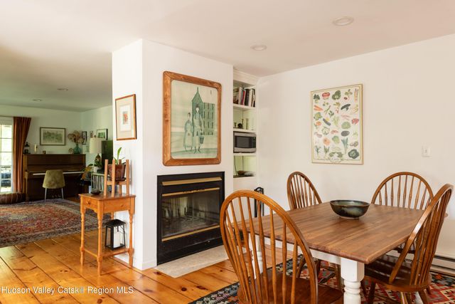 303 Sepasco Lake, Rhinebeck, NY 12572
