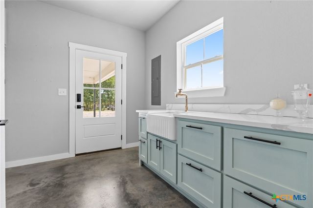 2483 County Road 303, Oglesby, TX 76561