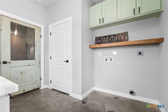 2483 County Road 303, Oglesby, TX 76561