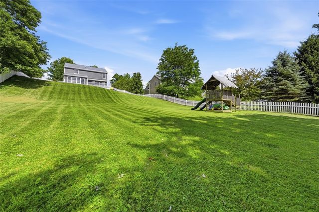 119 Walnut Dr, Nottingham, PA 15330