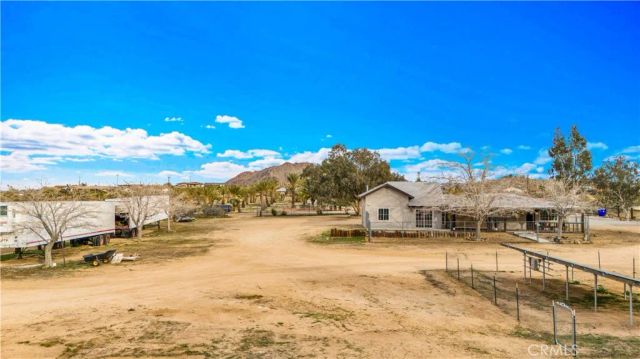 4442 Bonita, Yucca Valley, CA 92284