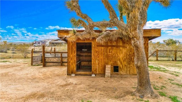4442 Bonita, Yucca Valley, CA 92284