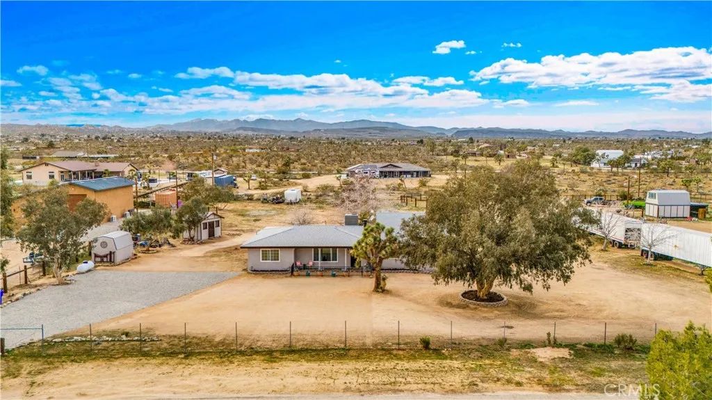 4442 Bonita, Yucca Valley, CA 92284