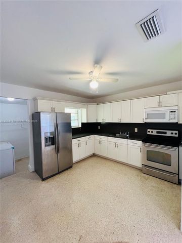 103 SW 80th Avenue 103, Miami, FL 33144