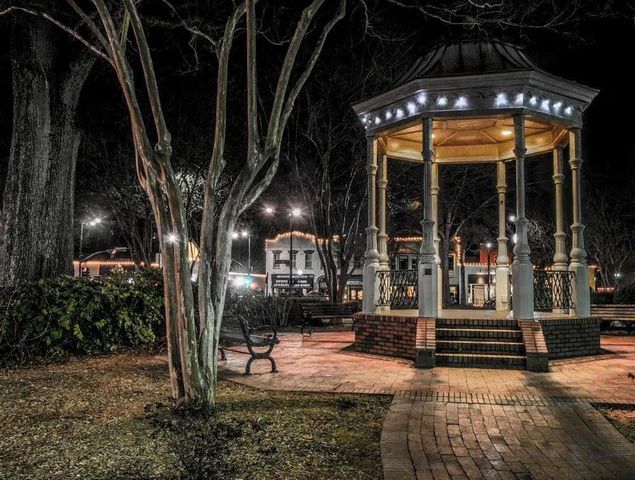 531 Sugar Hill Drive, Marietta, GA 30060