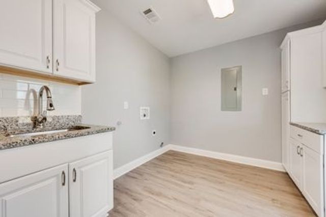 609 E Morton Street, Denison, TX 75021