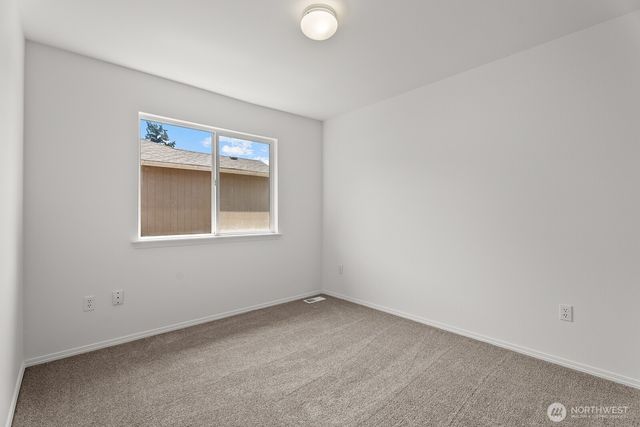2707 S 268th Place, Kent, WA 98032