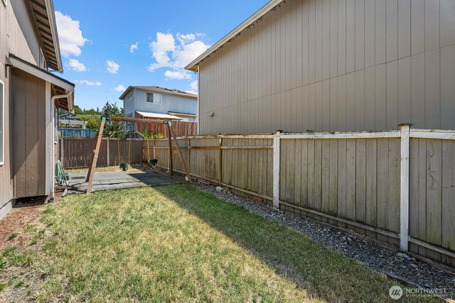 2707 S 268th Place, Kent, WA 98032