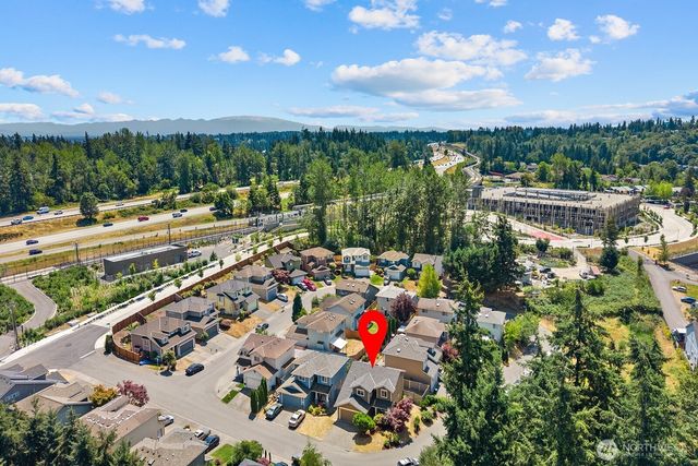 2707 S 268th Place, Kent, WA 98032