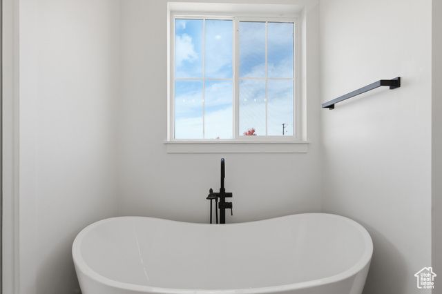 76 W 200 S, Hyde Park, UT 84318