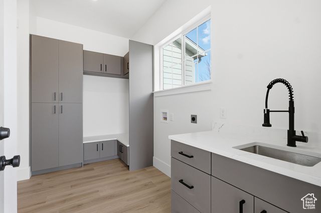 76 W 200 S, Hyde Park, UT 84318