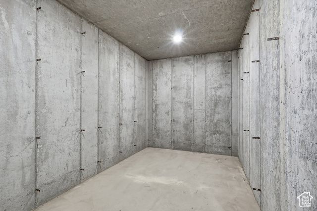 76 W 200 S, Hyde Park, UT 84318