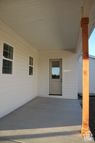 76 W 200 S, Hyde Park, UT 84318