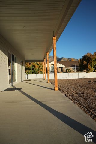 76 W 200 S, Hyde Park, UT 84318